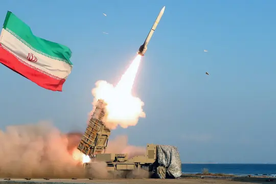 إسرائيل تسلم واشنطن معلومات عن برنامج الصواريخ الإيراني وسط تهديدات أمريكية محتملة