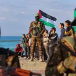 هأرتس: مهلة حاسمة أمام حماس للرد على خطة نزع السلاح وسط تعثر متوقع للمفاوضات