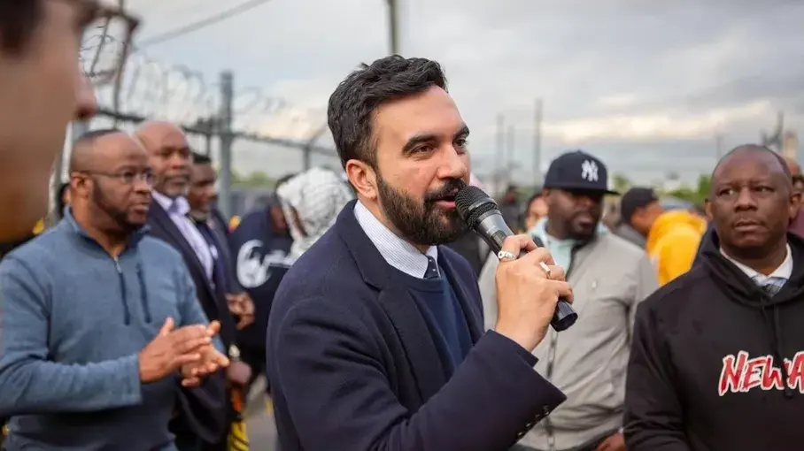 فوز زهران ممداني بعمدة نيويورك يثير قلق إسرائيل ويثير جدلاً حول مواقفه من فلسطين