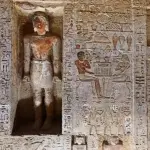 اكتشاف مقبرة مسؤول مصري رفيع المستوى في سقارة.. ولقبه يكشف أسراراً عن البلاط الملكي