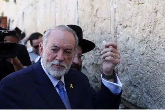 فصائل فلسطينية: تصريحات هاكابي بشأن توسع إسرائيل تمثل "قمة التطرف الديني"