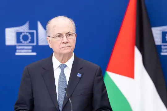 محمد مصطفى يبحث مع نظيره الهولندي تطورات الأوضاع في فلسطين