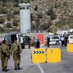 الاحتلال يغلق حاجز بيت إكسا ويعزل نحو ألفي فلسطيني