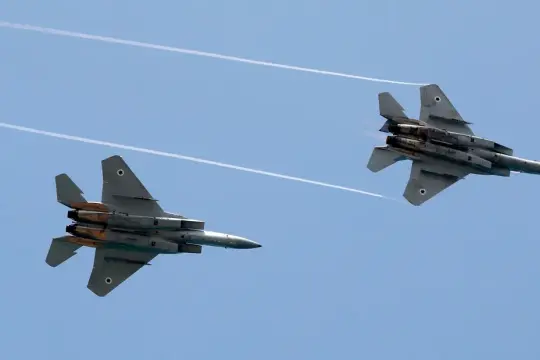 الجيش الإسرائيلي يشن موجة جديدة من الضربات داخل إيران بعد إطلاق صواريخ باتجاه إسرائيل