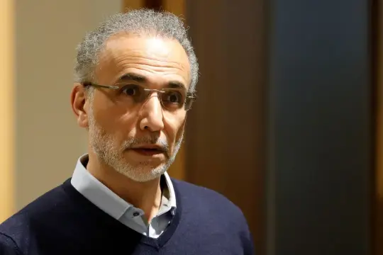 السجن 18 عاما لحفيد مؤسس تنظيم الإخوان في قضية اغتصاب