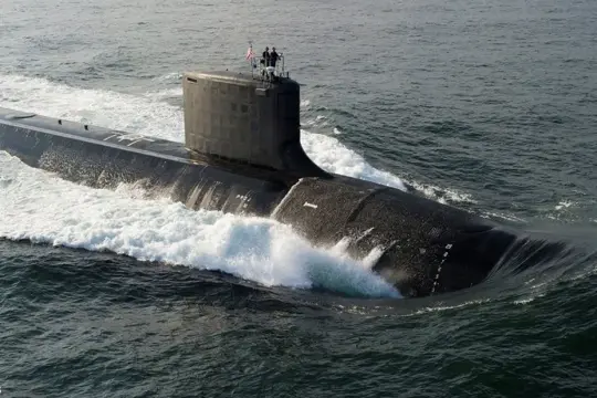 غواصة أميركية تغرق سفينة حربية إيرانية قرب سيريلانكا باستخدام طوربيد