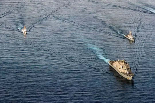 ترامب: نبدأ عملية تطهير مضيق هرمز من الألغام لحماية الملاحة العالمية