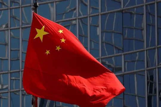 الصين تدعو لوقف الحرب على إيران وتحذّر من تبعاتها على الاقتصاد العالمي وأمن الطاقة