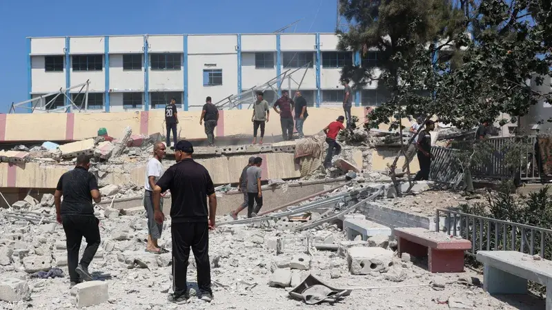 وتدعو إلى تحرك دولي عاجل لإعادة بناء المدارس وحماية الأطفال
