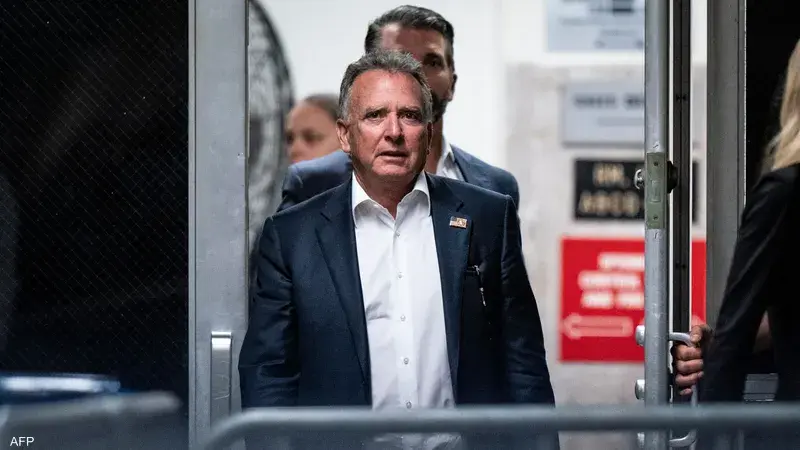 إعلام عبري: ستيف ويتكوف يلتقي نتنياهو وكبار المسؤولين في ظل تصاعد الحشود الأمريكية والجدل حول المسار السياسي مع طهران