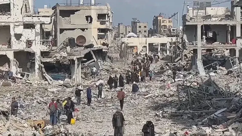 بعد شهور النزوح.. آلاف الغزيين يواجهون العطش وسط دمار الشبكات وغياب الحلول