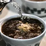 فنجان القهوة المعتاد.. متى يتحول إلى مشكلة صحية؟