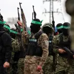 تقديرات إسرائيلية: حماس لا تزال تمتلك آلاف الصواريخ ونصف أنفاقها في غزة