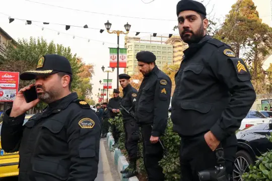 تقديرات إسرائيلية: آلاف القتلى في صفوف قوات الأمن الداخلي الإيراني منذ اندلاع القتال