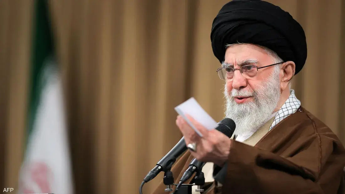 المرشد الإيراني يصف تصريحات الرئيس الأميركي حول قصف المنشآت النووية بأنها "فارغة" وموجهة لرفع معنويات الإسرائيليين.