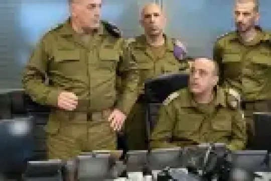 بالصور.. زامير يشرف على عملية استهداف قيادات "حماس" في قطر