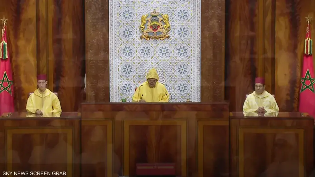 العاهل المغربي يشدد على ضرورة تسريع وتيرة الإصلاحات وتعزيز التنمية الترابية وتحسين معيشة المواطنين