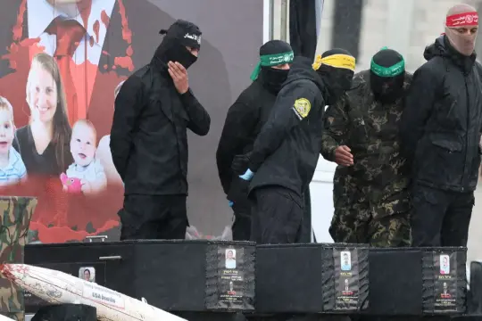 حديث في إسرائيل.. حماس قادرة على تسليم جثامين 10 رهائن