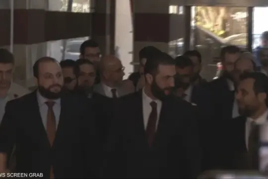 الشرع يزور موسكو لبحث تسليم بشار الأسد ومصير القاعدتين الروسيتين في سوريا