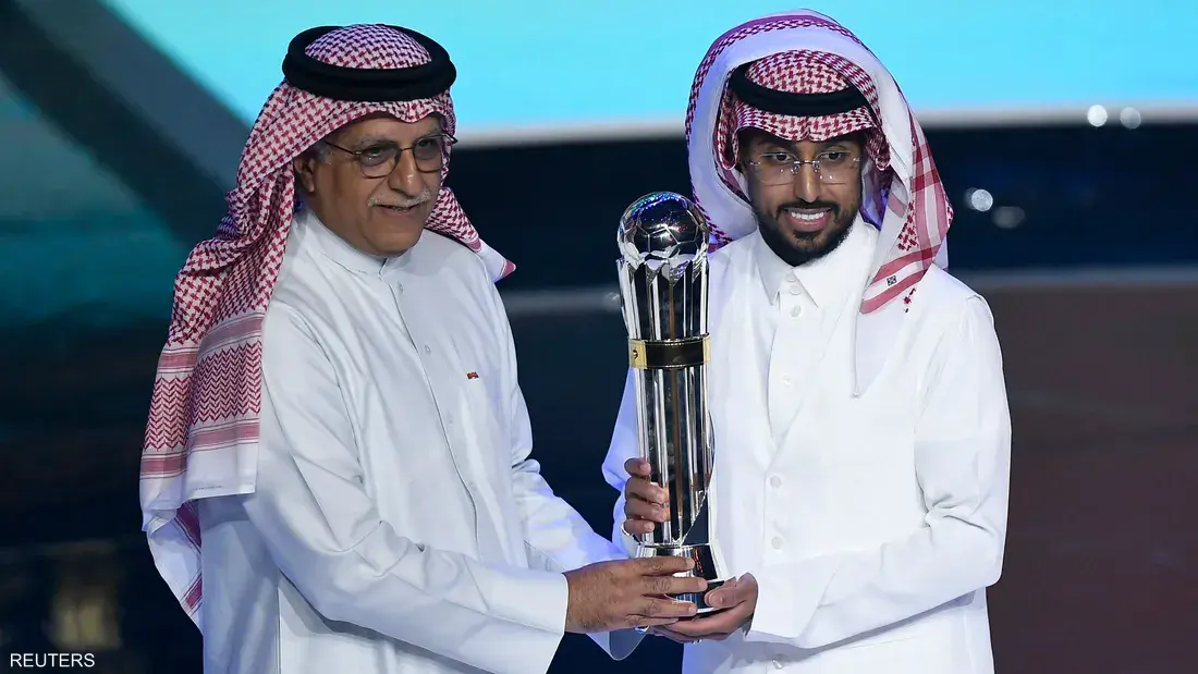 سالم الدوسري يتوج بجائزة أفضل لاعب في آسيا 2025