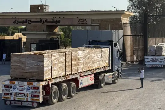 حماس: إغلاق معبر رفح سيؤخر انتشال وتسليم جثث الرهائن