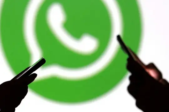 تحذيرات إسرائيلية من مجموعات "واتساب" تدار من إيران لاستهداف الدبلوماسيين