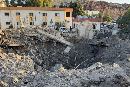 إسرائيل تشن غارات على جنوب لبنان بعد تحذيرات أميركية من مواجهة مع حزب الله