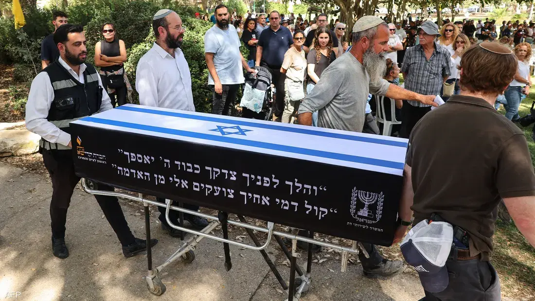 الجيش الإسرائيلي يؤكد التعرف على جثتي تمير أدار وأرييه زلمانوفيتش بعد فحوص الطب الشرعي بالتعاون مع الحاخامية العسكرية