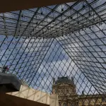 مدعية باريس: منفذو سرقة مجوهرات اللوفر «مجرمون صغار» وليسوا محترفين