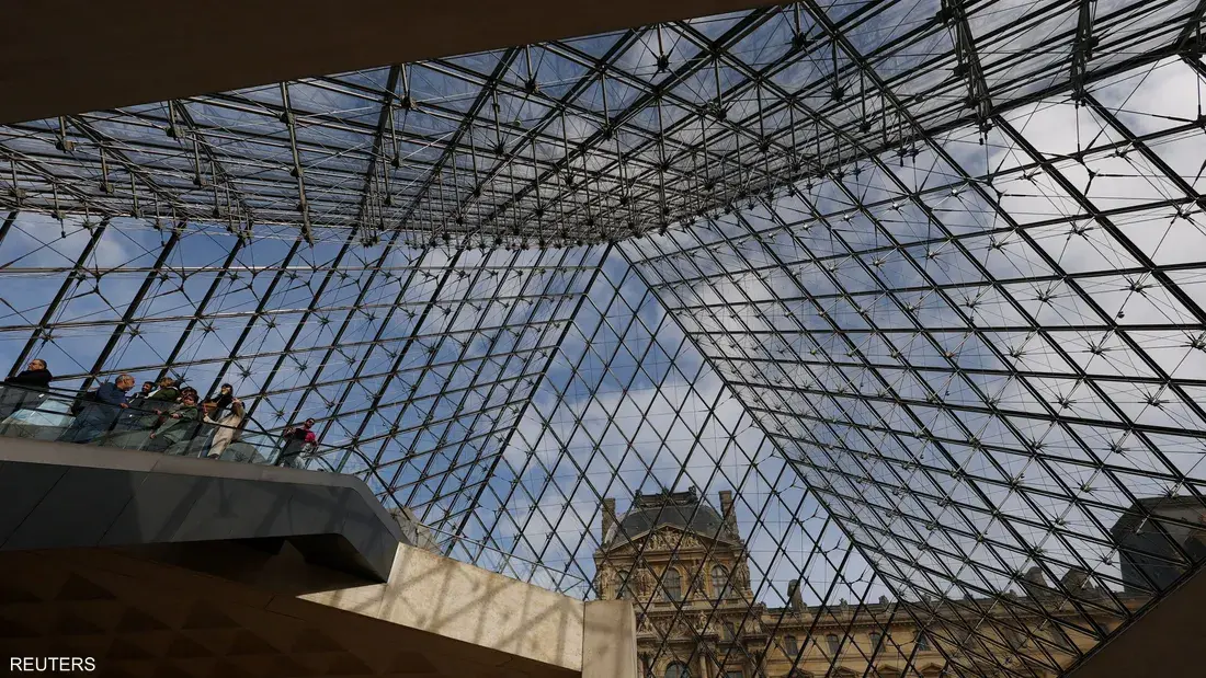 قيمة المسروقات بلغت 102 مليون دولار والعملية استغرقت أقل من 7 دقائق قبل أن يفر اللصوص بدراجات بخارية