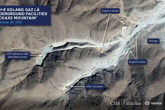 صور أقمار اصطناعية تكشف بناء منشأة نووية محصّنة داخل جبل في إيران