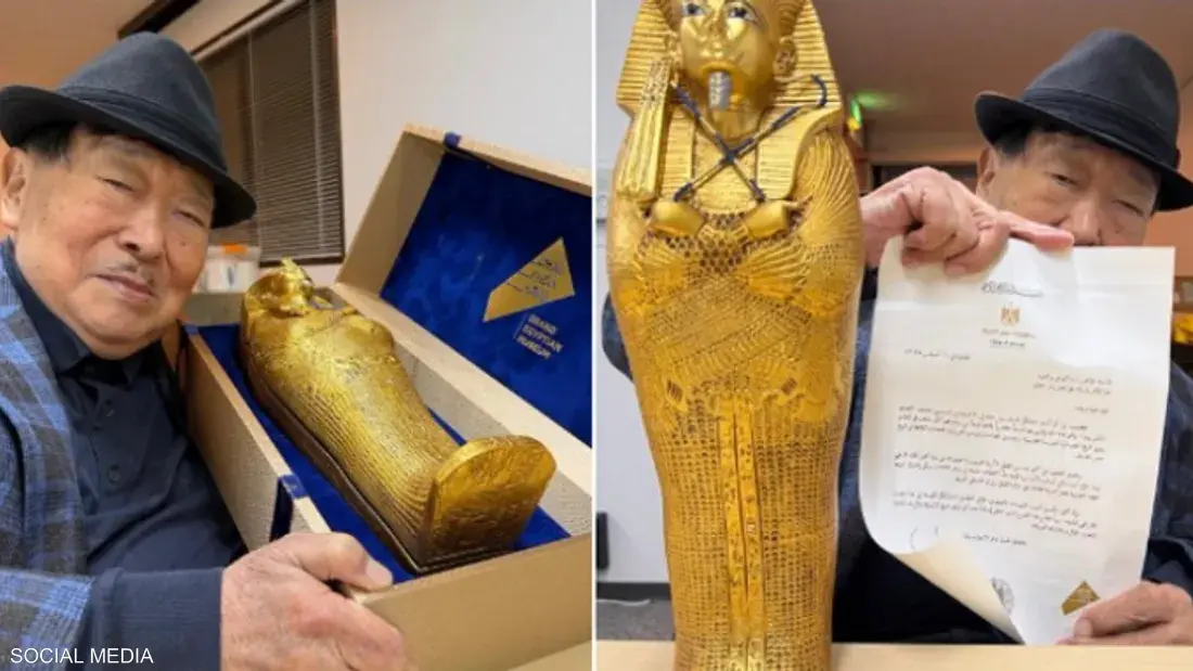 تصميم البطاقة على هيئة تابوت ذهبي لتوت عنخ آمون يثير الإعجاب العالمي قبل أيام من الافتتاح الرسمي للمتحف الأثري الأكبر في العالم