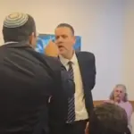 مشاجرة حادة بين وزيرين إسرائيليين وسط خلاف حول توزيع المناصب بالمنظمات الصهيونية