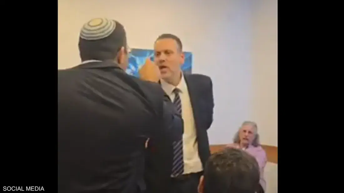 وزير النقب والجليل يتسحاق فاسرلاوف اقتحم اجتماعًا احتجاجًا على استبعاد حزبه، في حين أثار ترشيح يائير نتنياهو غضبًا واسعًا