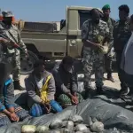 اليمن يعلن ضبط شحنة مواد عسكرية وكيميائية كانت في طريقها إلى الحوثيين