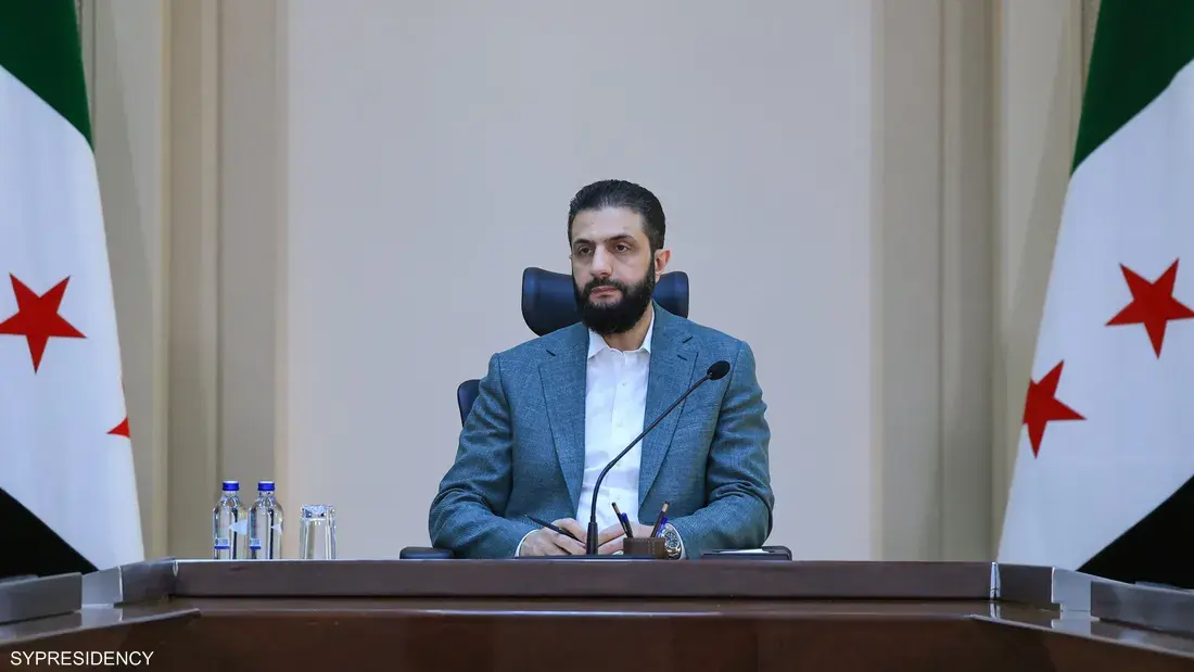 الرئيس السوري أحمد الشرع يأمر مسؤولي الدولة بتسليم مفاتيح سياراتهم الفارهة