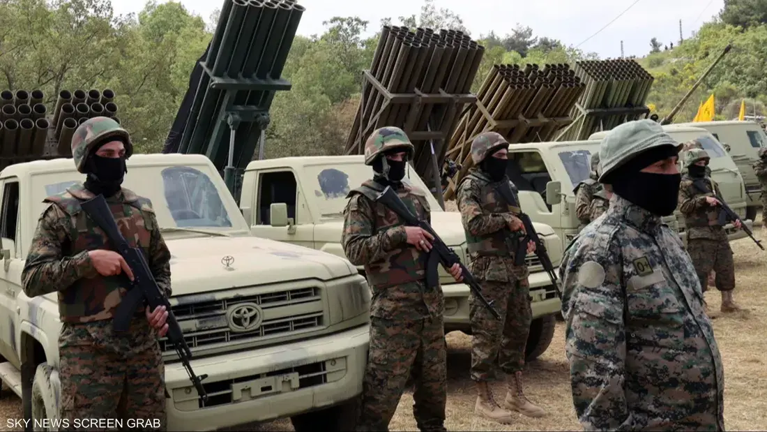 التوتر يتصاعد على الجبهة اللبنانية الإسرائيلية وسط تحذيرات من مرحلة تصعيد جديدة وتقديرات تشير إلى إعادة بناء قدرات حزب الله العسكرية