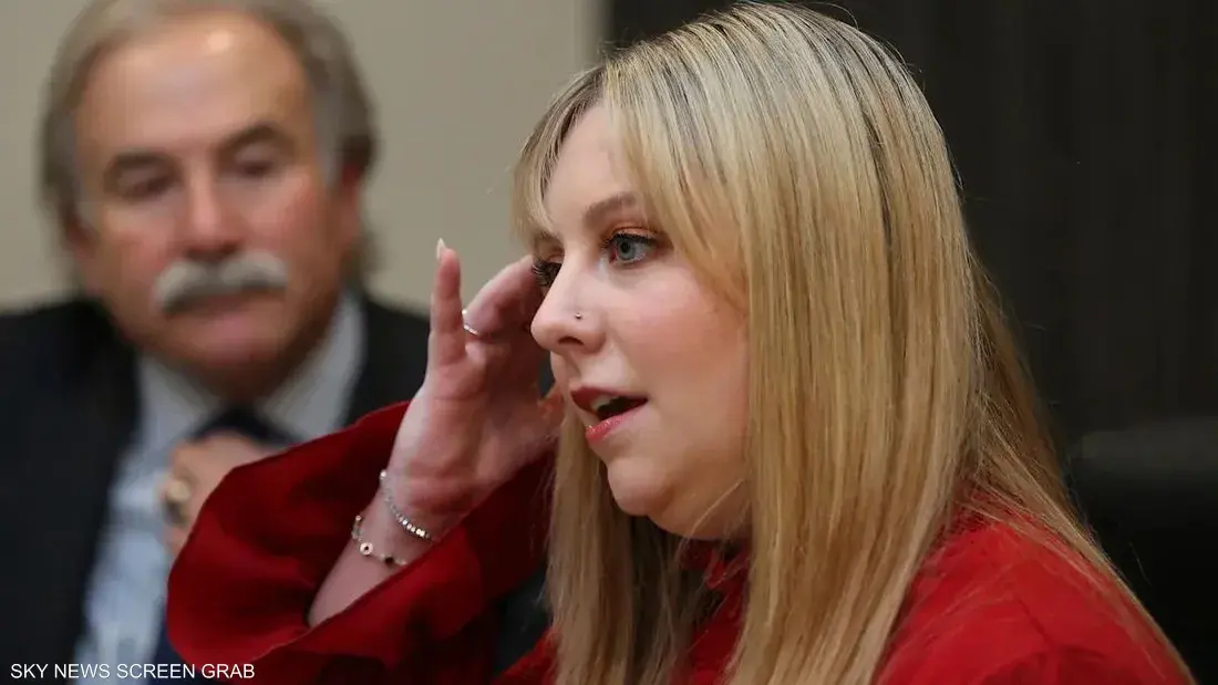 المدرّسة آبي زويرنر كانت قد أصيبت في حادث إطلاق نار بمدرسة فيرجينيا عام 2023 ورفعت دعوى بتهمة الإهمال الجسيم