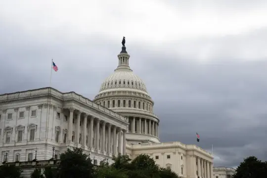 اتفاق في مجلس الشيوخ لإنهاء الإغلاق الحكومي الأمريكي المؤقت