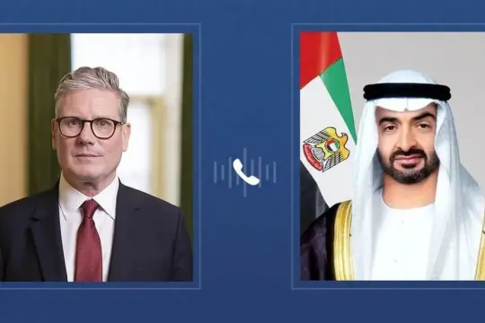 محمد بن زايد يتلقى اتصالًا من رئيس وزراء بريطانيا لمناقشة التعاون الإقليمي والإنساني