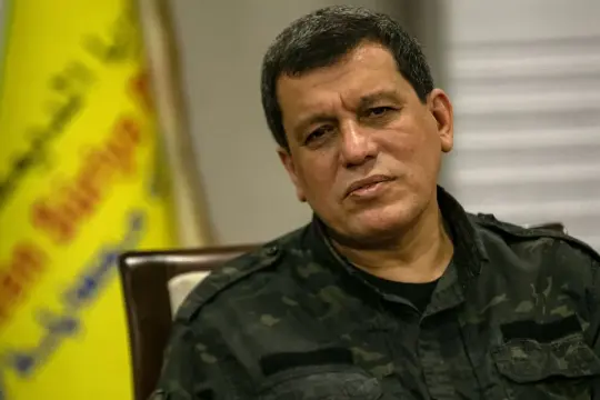 مظلوم عبدي يؤكد التزام "قسد" بدمج قواتها في الدولة السورية