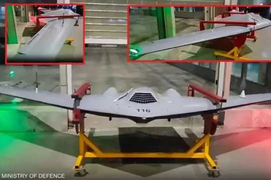 إيران تختبر محرك المسيّرة الشبحية "شاهد 161" علنًا في رسالة ردعية جديدة