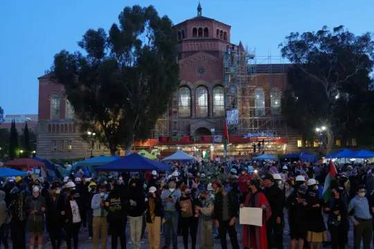 قاضية اتحادية تمنع ترامب من قطع التمويل عن جامعة كاليفورنيا