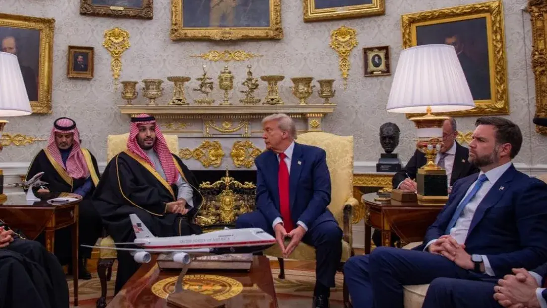 اتفاق على بيع مقاتلات إف-35 و300 دبابة أمريكية، واستثمارات سعودية محتملة تصل إلى تريليون دولار