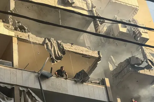 نتنياهو: الجيش الإسرائيلي يستهدف "الرجل الثاني" في حزب الله بضربة في قلب بيروت