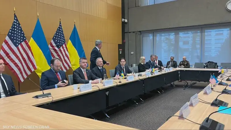 موسكو تندّد بتسريب مكالمة سرّية بين مستشاري ترامب وبوتين وتصفه بـ"الحرب الهجينة"