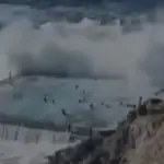 ارتفاع ضحايا الموجة العملاقة في تينيريفي إلى أربعة واستمرار البحث عن مفقودة