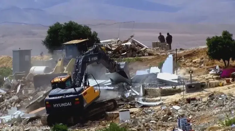 تقرير يرصد تسارع الاستيطان وشرعنة البؤر وتصاعد اعتداءات المستوطنين على الفلسطينيين في عدة محافظات