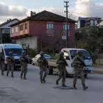 تركيا توقف 29 شخصاً في تحقيق فساد مرتبط ببلدية إسطنبول ورئيسها أكرم إمام أوغلو