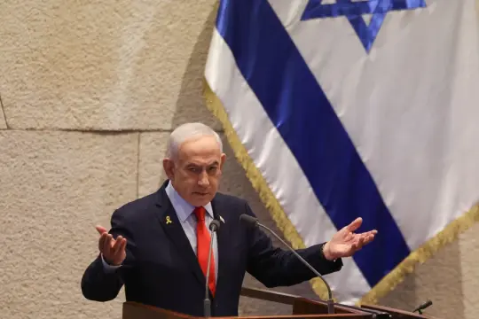 نتنياهو: سنرد بقوة إذا هاجمتنا إيران.. وغزة ستُجرد من السلاح